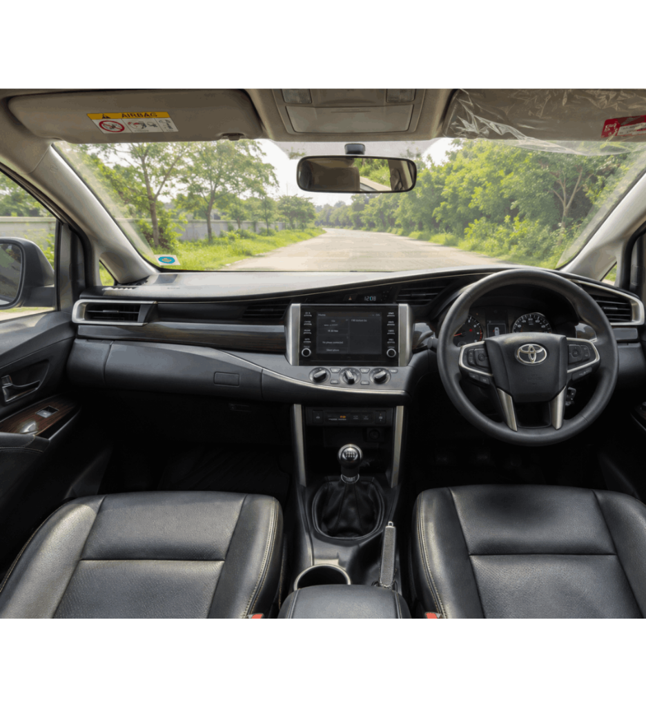 Innova Crysta — interior